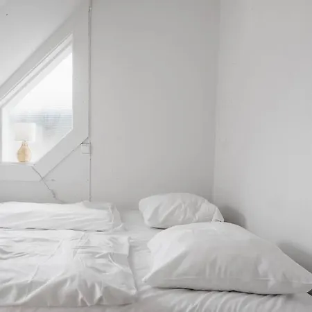 Centrum With Terrace * Μπέργκεν